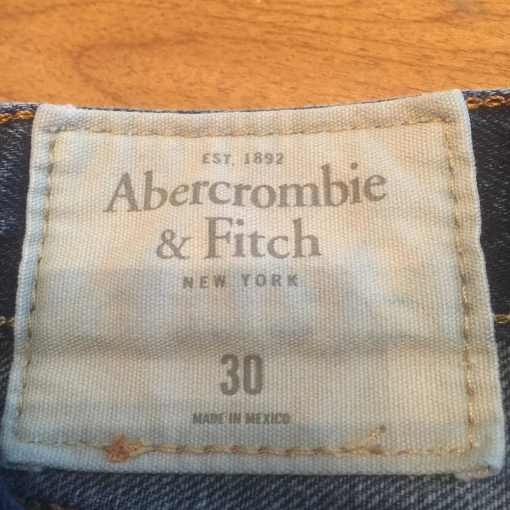 Abercrombie &‎ Finch Denim Shorts Sz 30 Cut Off C29